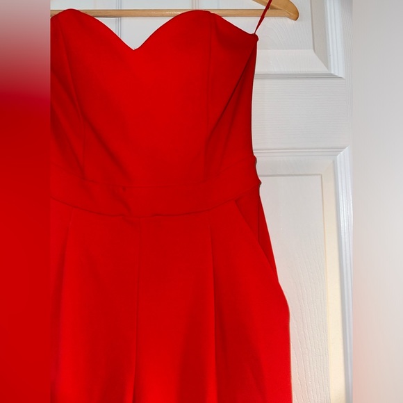 Express Red jumpsuit - Picture 2 of 6